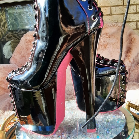 Platform Stiletto Boots - Picture 4 of 13